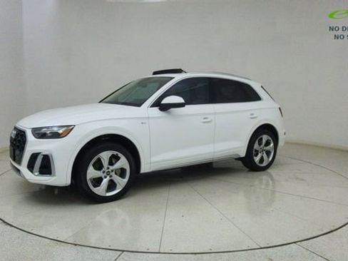 Used 2022 Audi Q5 2.0T Premium Plus w/ Premium Plus Package AWD/4WD image 65