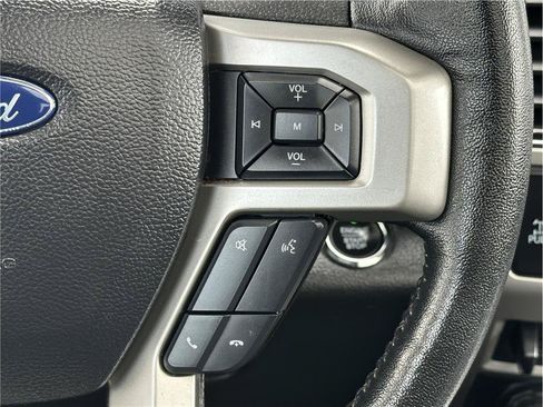 Used 2020 Ford F250 Lariat AWD/4WD image 23