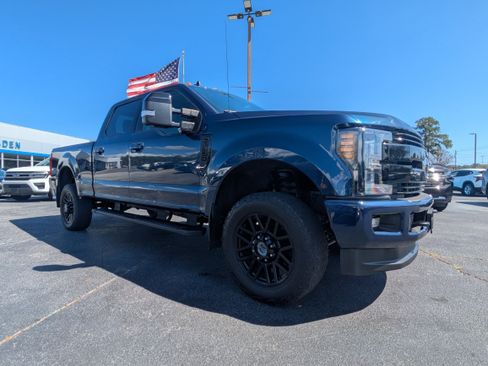 Used 2019 Ford F250 Lariat image 3