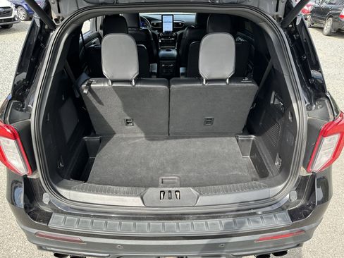 Used 2021 Ford Explorer ST w/ Equipment Group 401A AWD/4WD image 14