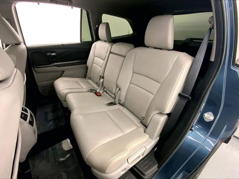 Used 2022 Honda Pilot EX-L image 17