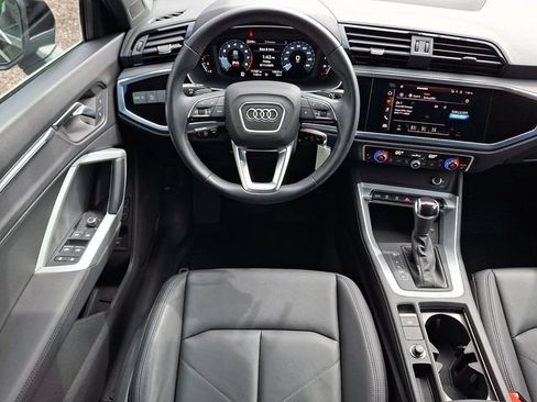 Used 2022 Audi Q3 2.0T Premium Plus AWD/4WD image 11