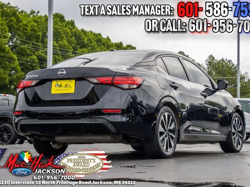 Used 2025 Nissan Sentra SV w/ SV Premium Package FWD image 4