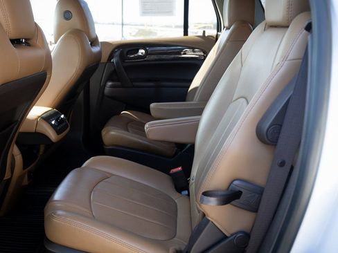 Used 2017 Buick Enclave Leather image 14