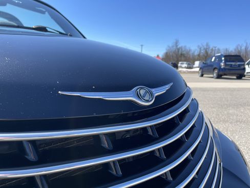 Used 2005 Chrysler PT Cruiser Touring FWD image 22