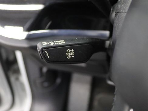 Used 2023 Audi Q3 2.0T Premium image 37