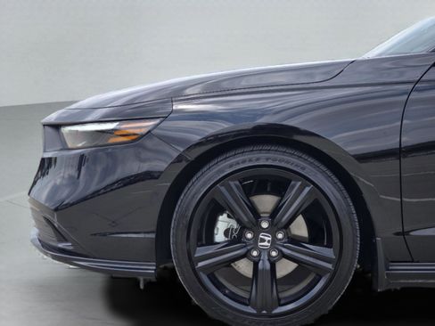 Certified 2025 Honda Accord Sport image 27