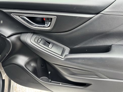 Used 2020 Subaru Forester Limited image 13