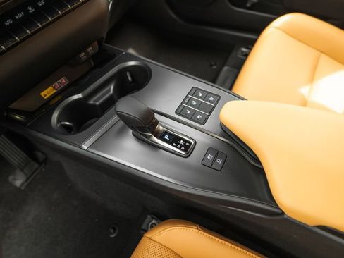 New 2026 Lexus UX 300h AWD image 24