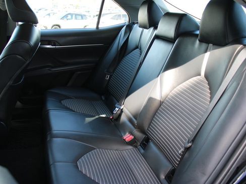 Used 2024 Toyota Camry SE image 24