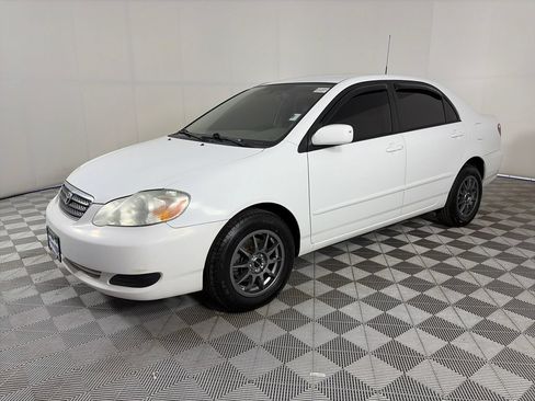 Used 2007 Toyota Corolla LE FWD image 3