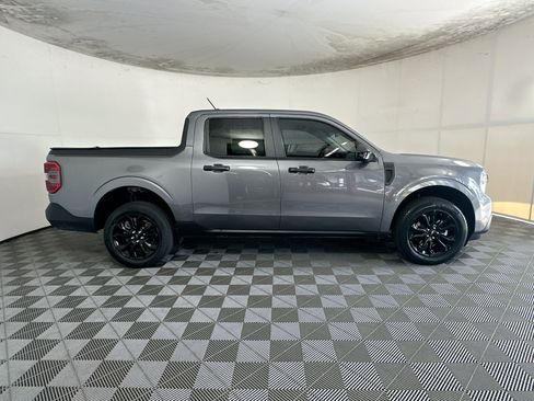 Used 2023 Ford Maverick XLT w/ Black Appearance Package FWD image 2