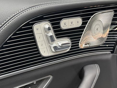Certified 2026 Mercedes-Benz GLS 580 4MATIC image 22