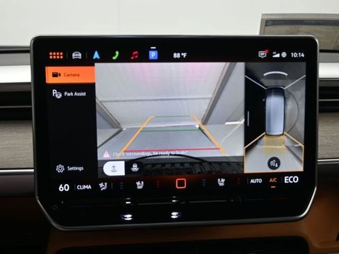 New 2025 Volkswagen ID. Buzz 1st Edition image 32