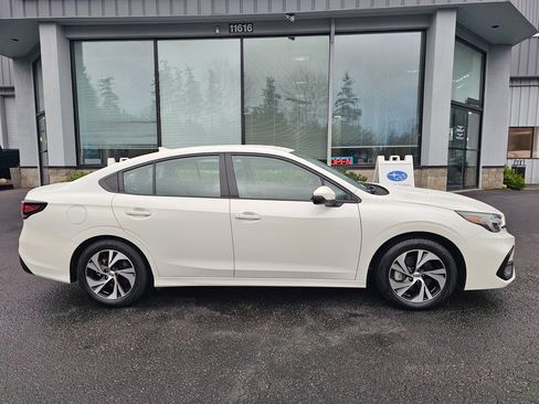 Certified 2025 Subaru Legacy Premium image 8