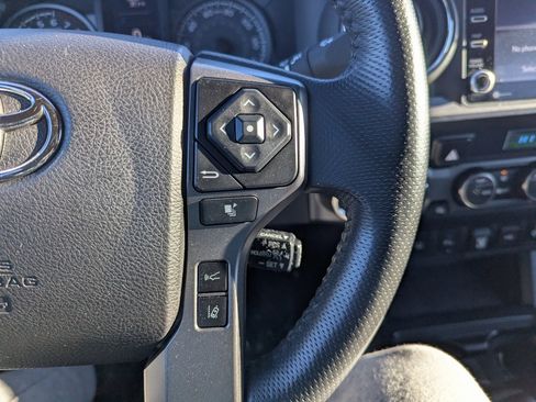 Used 2021 Toyota Tacoma TRD Sport image 25