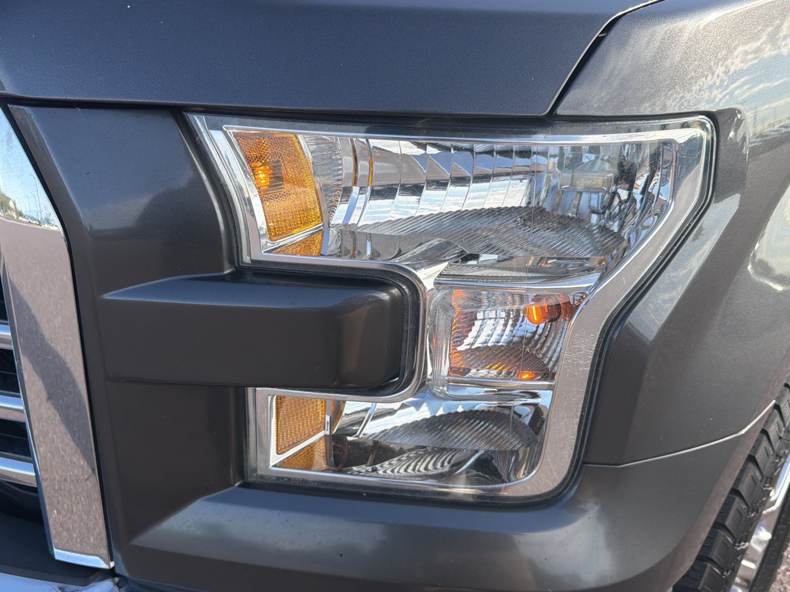 Used 2016 Ford F150 XLT w/ Equipment Group 301A Mid AWD/4WD image 16