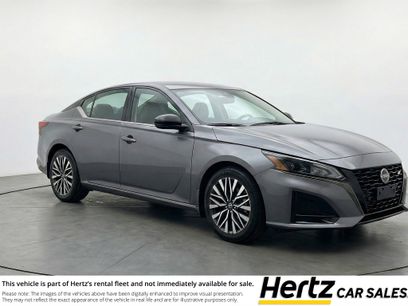 Used 2025 Nissan Altima 2.5 SV