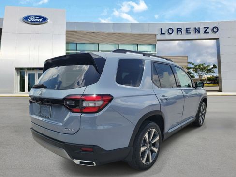 Used 2024 Honda Pilot Elite image 5
