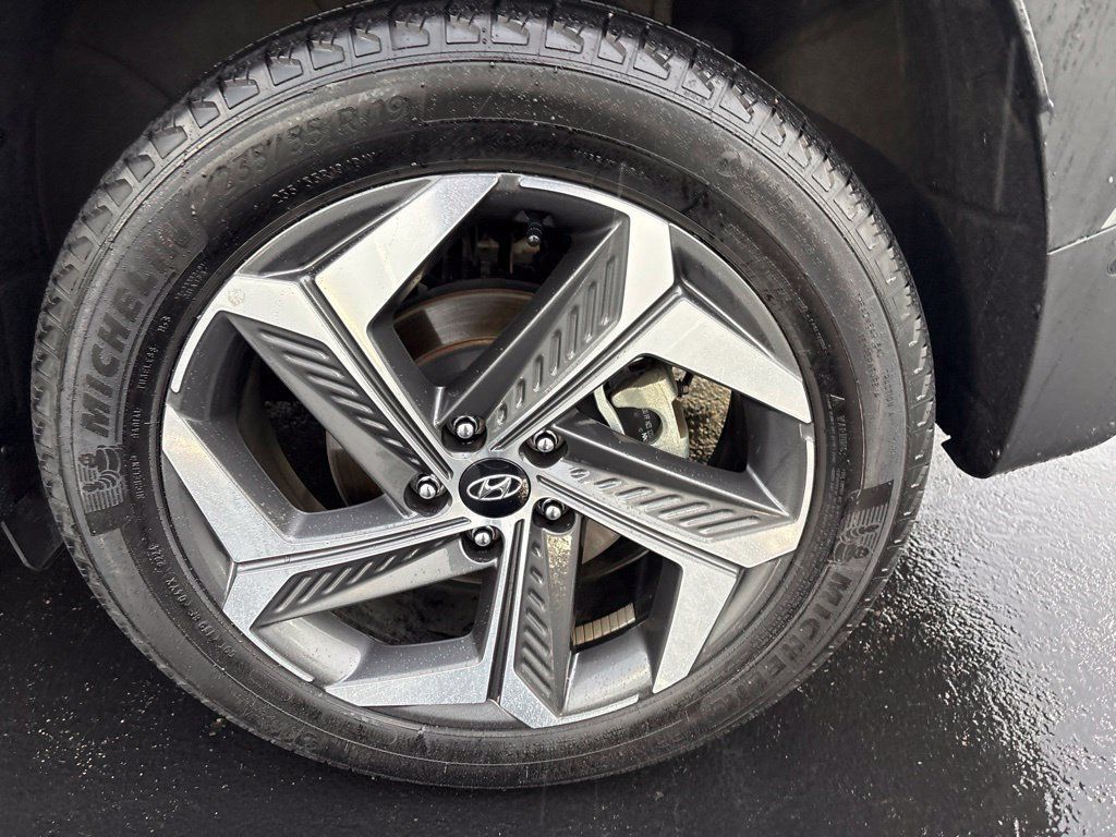 Used 2024 Hyundai Tucson Limited AWD/4WD image 11