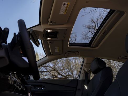 Used 2025 Honda Accord Touring image 59