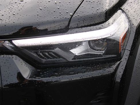 Certified 2024 Chevrolet Colorado ZR2 w/ ZR2 Bison Edition image 27