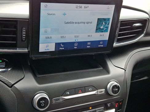 Used 2020 Ford Explorer ST image 19