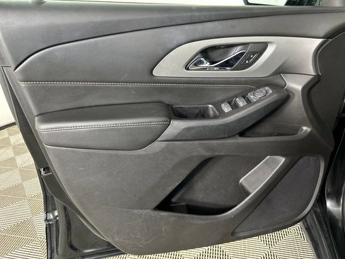 Used 2020 Chevrolet Traverse LT AWD/4WD image 11