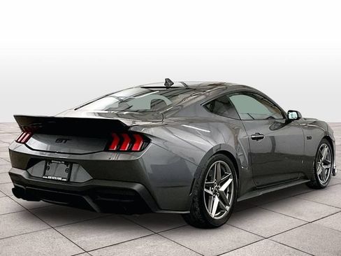 Used 2024 Ford Mustang GT RWD image 11