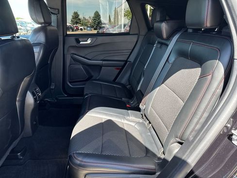 Used 2024 Ford Escape ST-Line w/ Tech Pack #1 AWD/4WD image 29