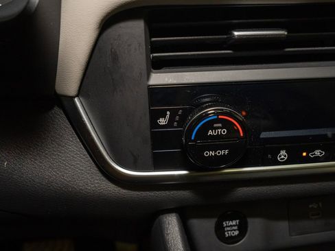 Certified 2024 Nissan Rogue SV w/ SV Premium Package image 16