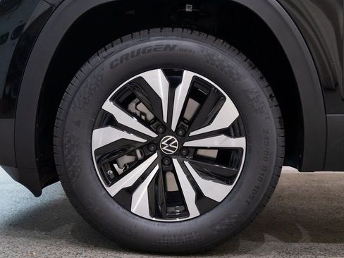 New 2026 Volkswagen Atlas SE image 7