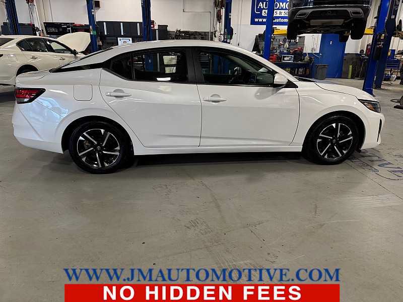Used 2024 Nissan Sentra SV FWD image 6
