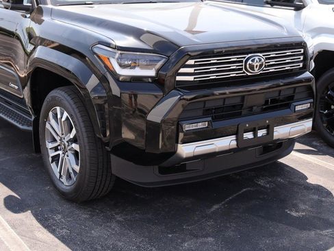 New 2026 Toyota 4Runner Limited AWD/4WD image 2