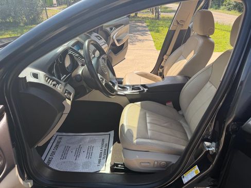 Used 2011 Buick Regal CXL w/ RL3 Preferred Equipment Group FWD image 28