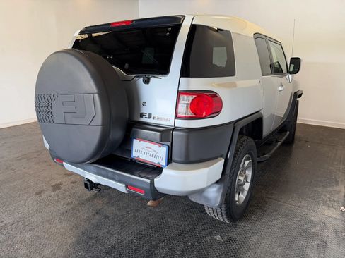 Used 2007 Toyota FJ Cruiser 4WD image 7