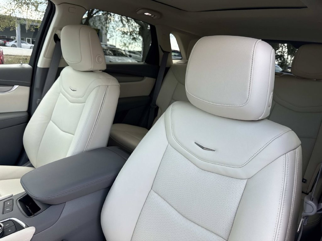 New 2026 Cadillac XT5 Premium Luxury FWD image 21