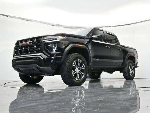 Used 2024 GMC Canyon AT4 w/ Technology Package image 36