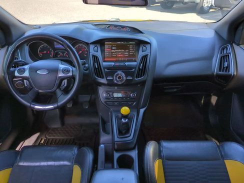 Used 2013 Ford Focus ST FWD image 14