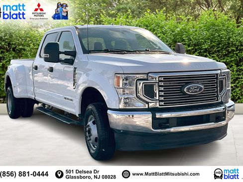 Used 2022 Ford F350 XLT image 2