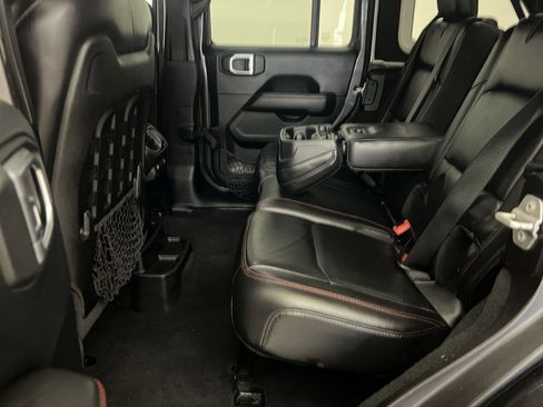 Used 2018 Jeep Wrangler Unlimited Rubicon image 22