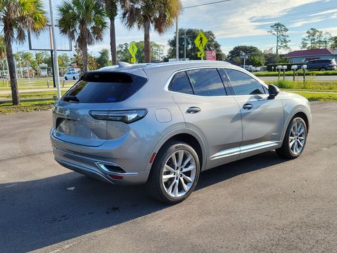 Used 2023 Buick Envision Avenir FWD image 4