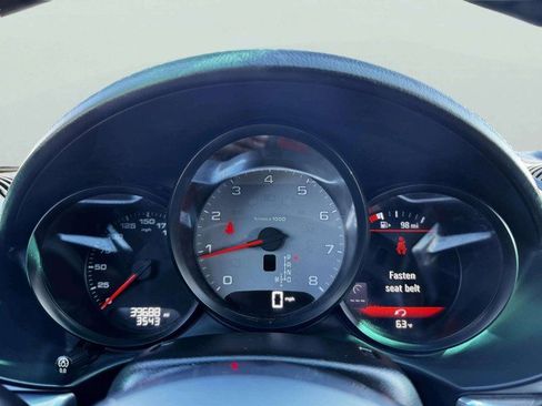 Used 2018 Porsche 718 Boxster S image 23