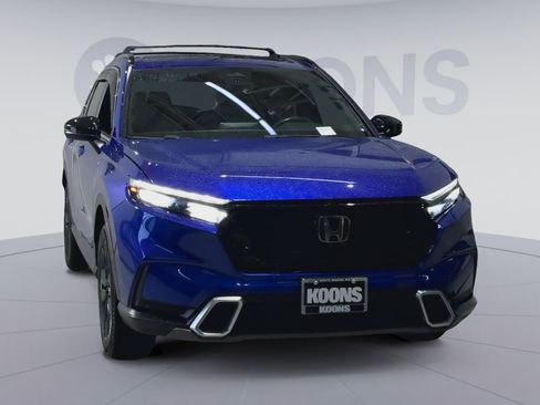 Used 2024 Honda CR-V Sport Touring image 4