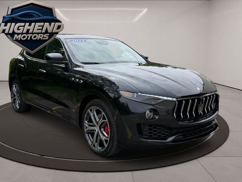 Used 2023 Maserati Levante GT AWD/4WD image 8