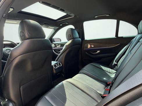 Used 2018 Mercedes-Benz E 300 4MATIC image 21