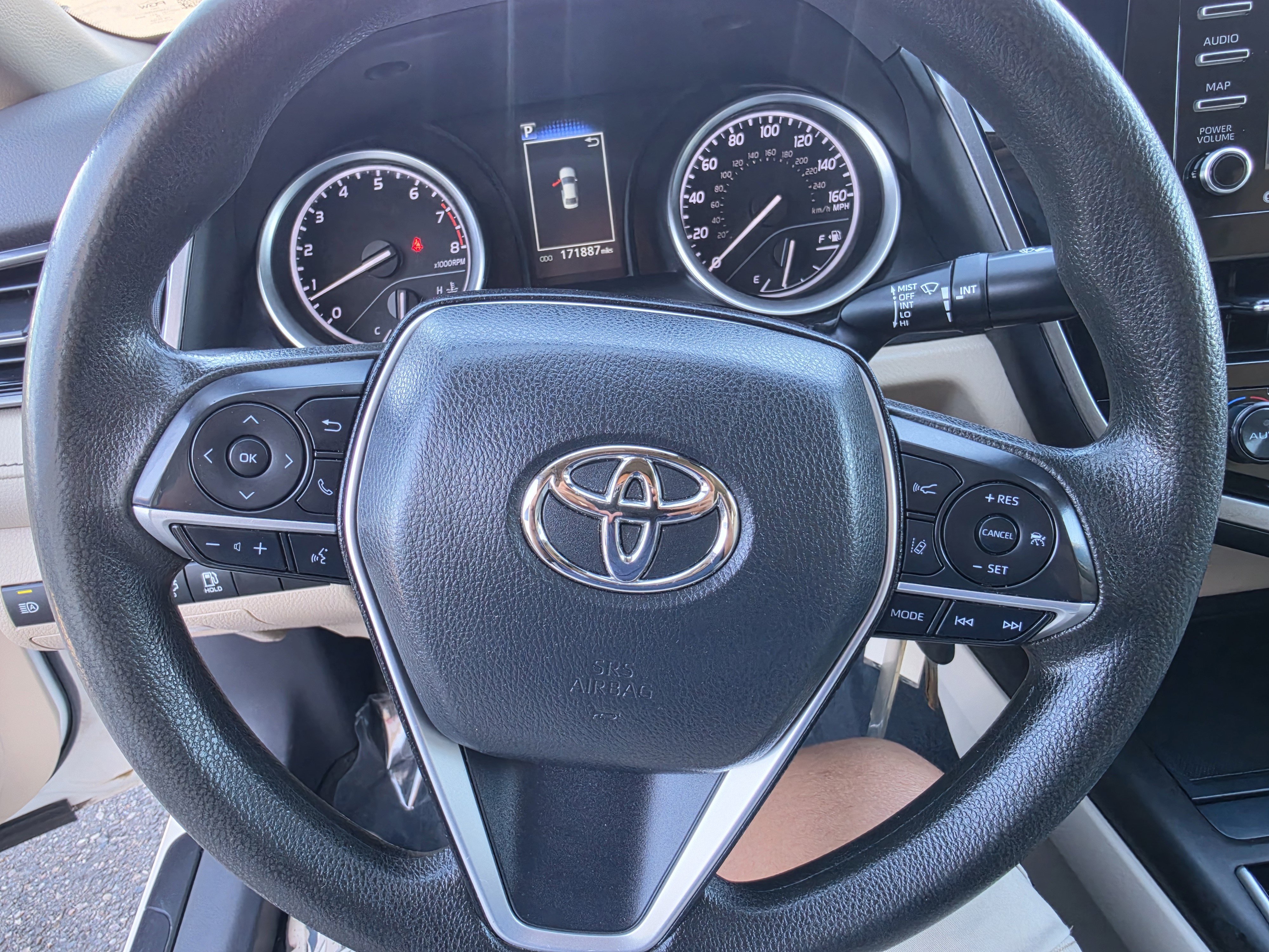 Used 2023 Toyota Camry LE FWD image 14