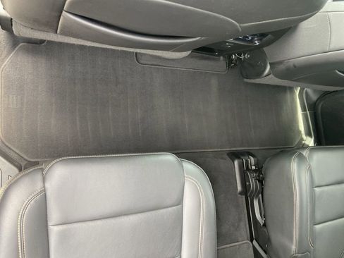 Certified 2020 Chevrolet Traverse LT AWD/4WD image 34