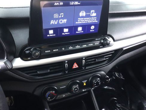 Used 2020 Kia Forte LXS FWD image 15