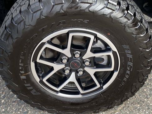 Certified 2026 Jeep Wrangler Unlimited Rubicon AWD/4WD image 28